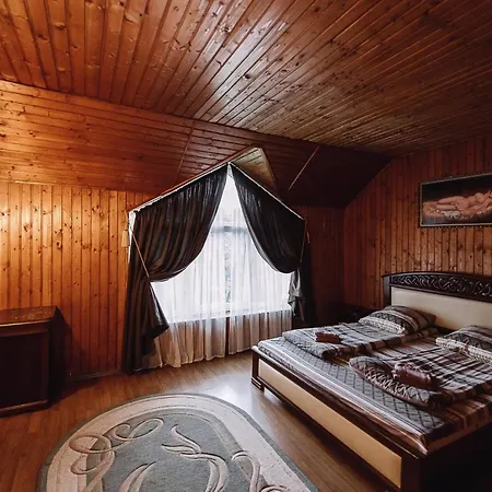 Hotel Toga Yablunytsya